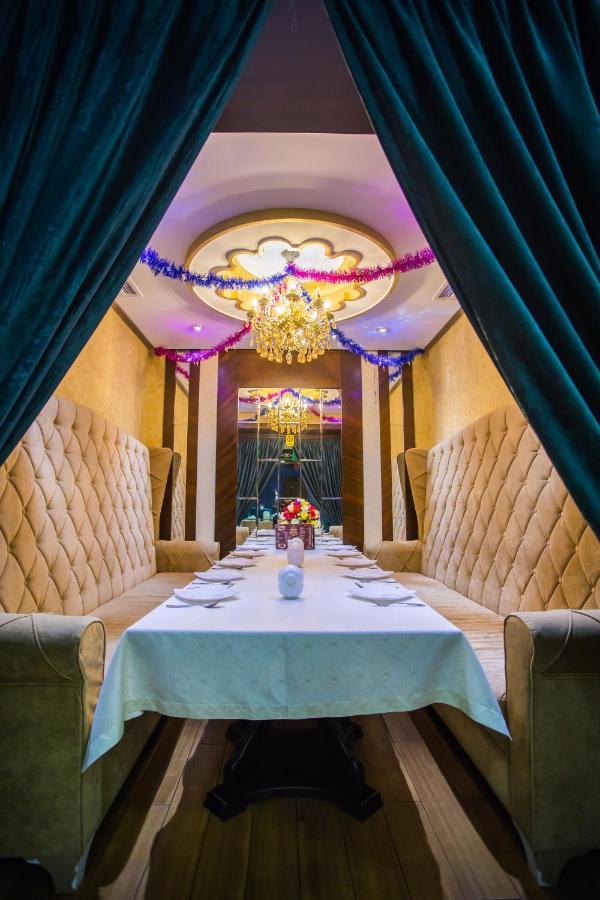 Hotel Grand Capital Taszkent Zewnętrze zdjęcie