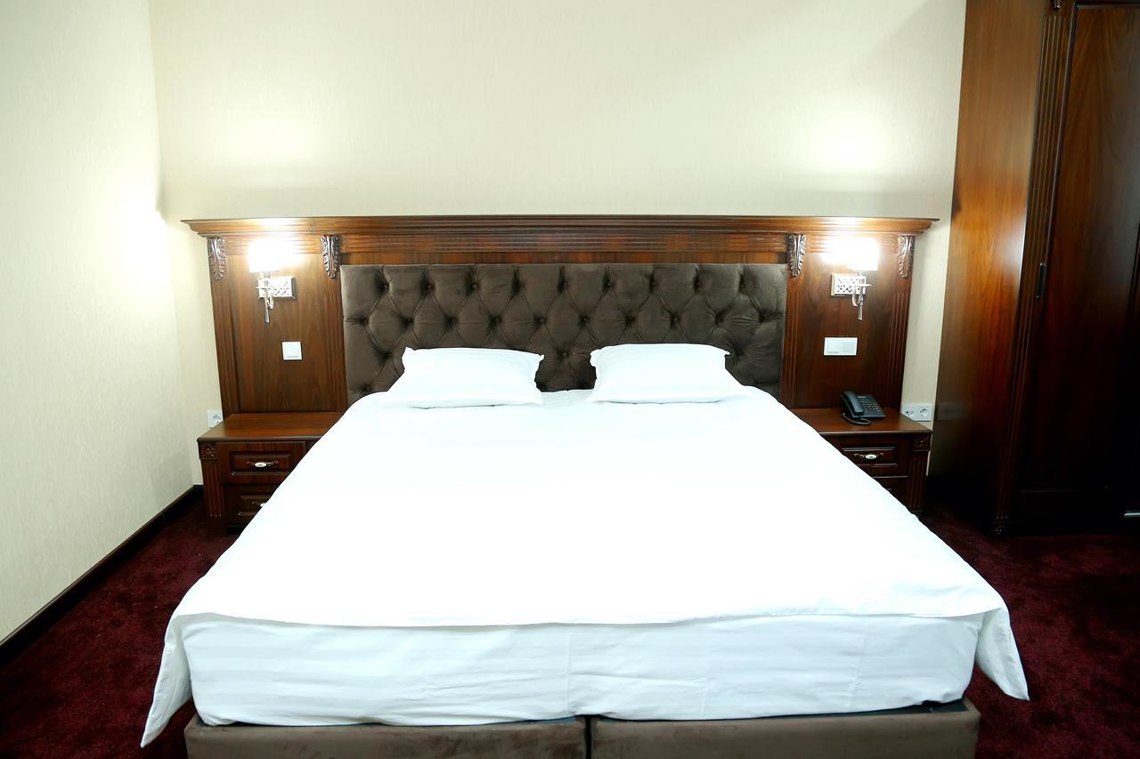 Hotel Grand Capital Taszkent Zewnętrze zdjęcie