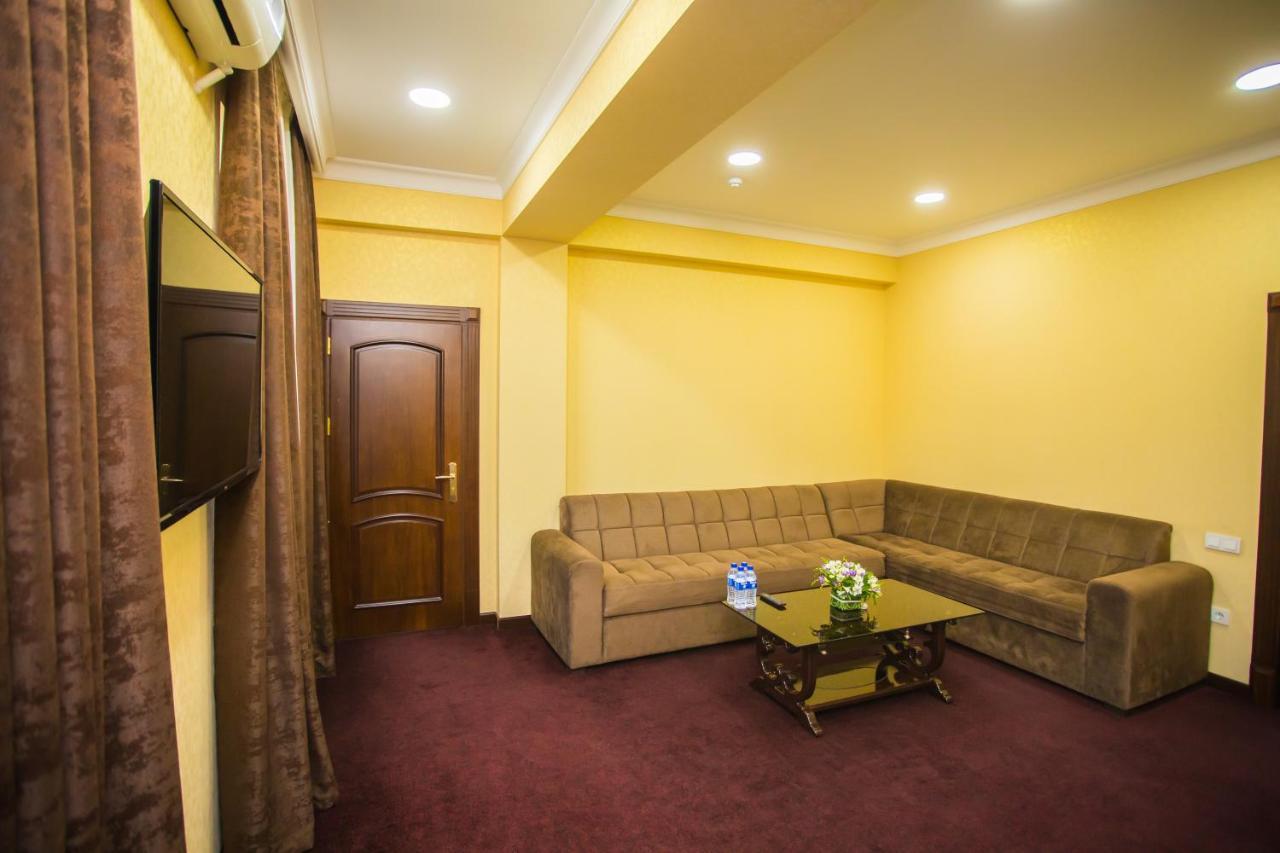 Hotel Grand Capital Taszkent Zewnętrze zdjęcie