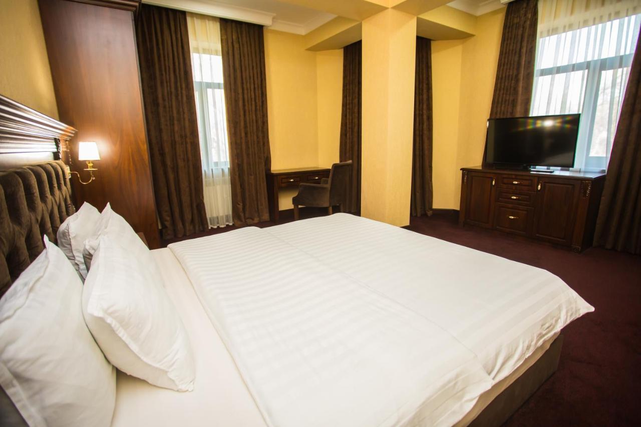 Hotel Grand Capital Taszkent Zewnętrze zdjęcie